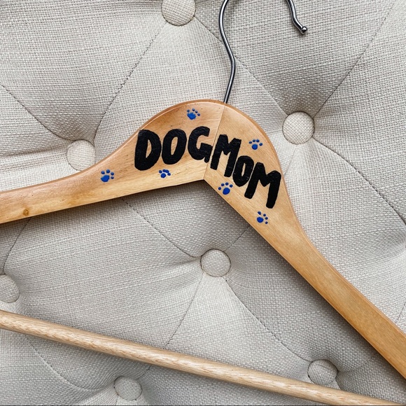 PERSONALIZED HANGERS